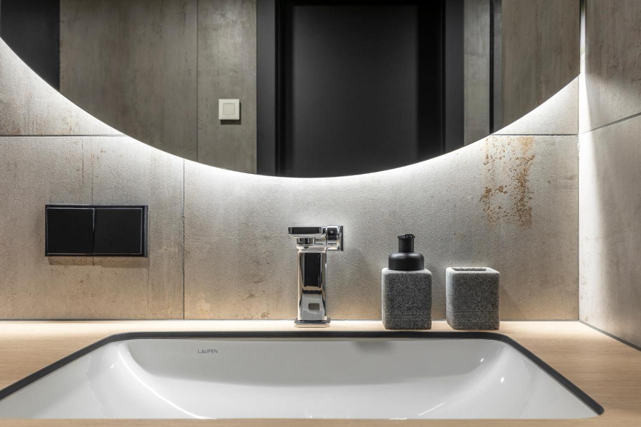 빌뉴스 Stylish Loft With Terrace Paupys, Old Town 아파트 외부 사진
